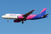 Wizz Air Airbus A320-232 (HA-LWJ) at  Budapest - Ferihegy International, Hungary