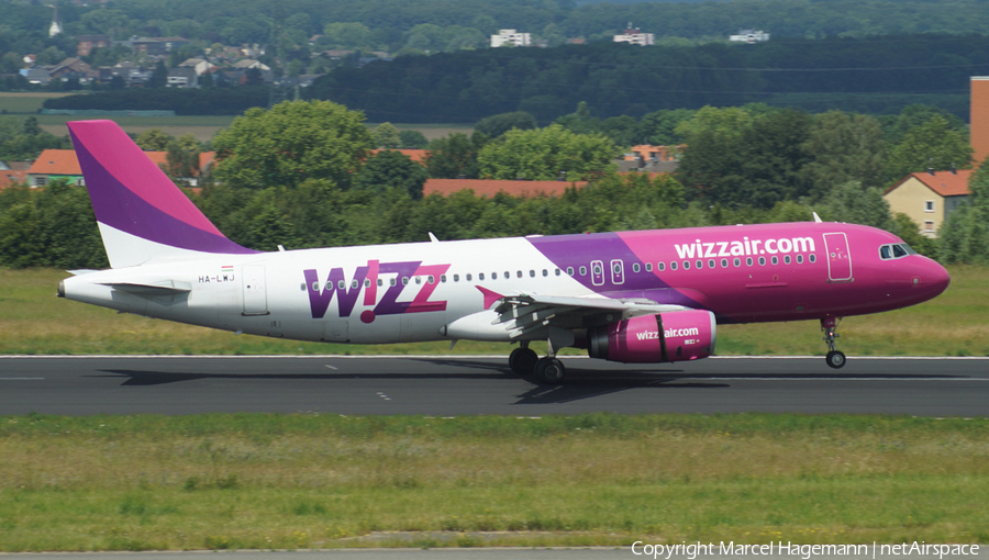 Wizz Air Airbus A320-232 (HA-LWJ) | Photo 110200