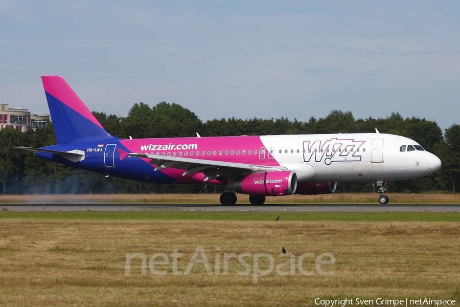 Wizz Air Airbus A320-232 (HA-LWJ) | Photo 176288