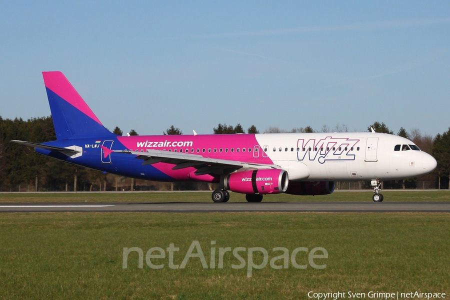 Wizz Air Airbus A320-232 (HA-LWJ) | Photo 377332