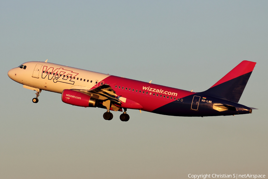 Wizz Air Airbus A320-232 (HA-LWK) | Photo 137079