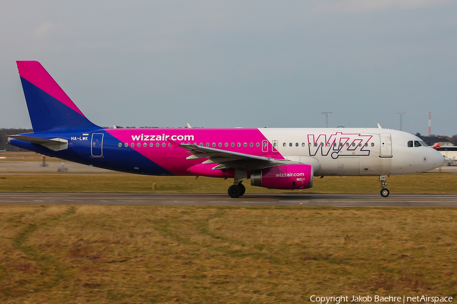 Wizz Air Airbus A320-232 (HA-LWK) | Photo 232687