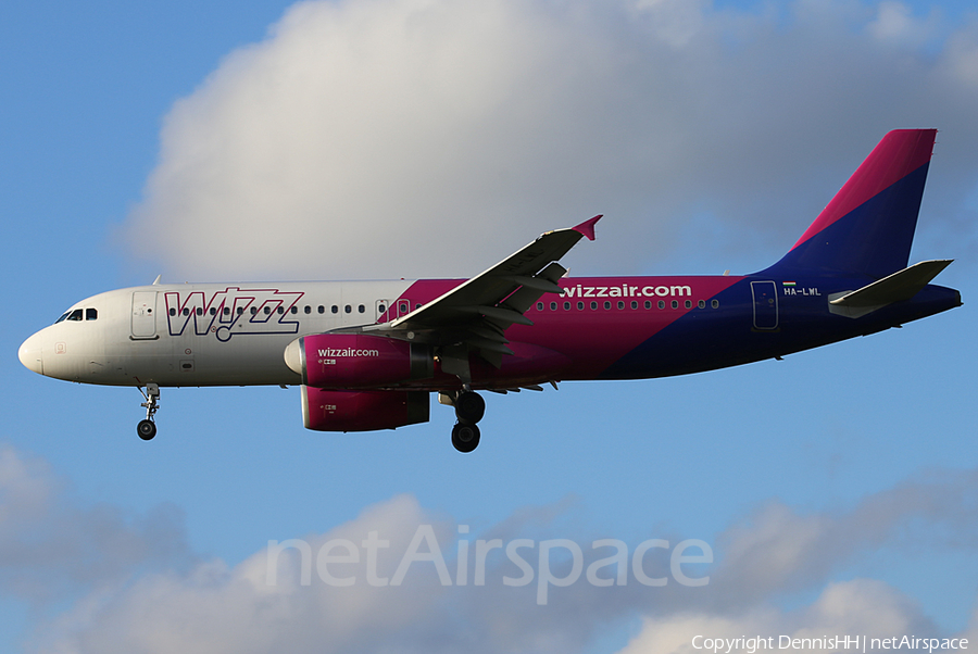 Wizz Air Airbus A320-232 (HA-LWL) | Photo 478547