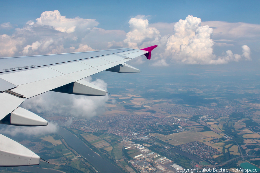 Wizz Air Airbus A320-232 (HA-LWL) | Photo 172421