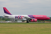 Wizz Air Airbus A320-232 (HA-LWL) at  London - Luton, United Kingdom