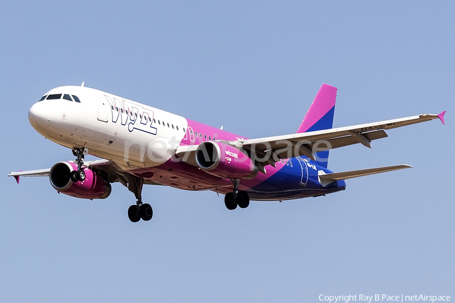 Wizz Air Airbus A320-232 (HA-LWL) | Photo 262035
