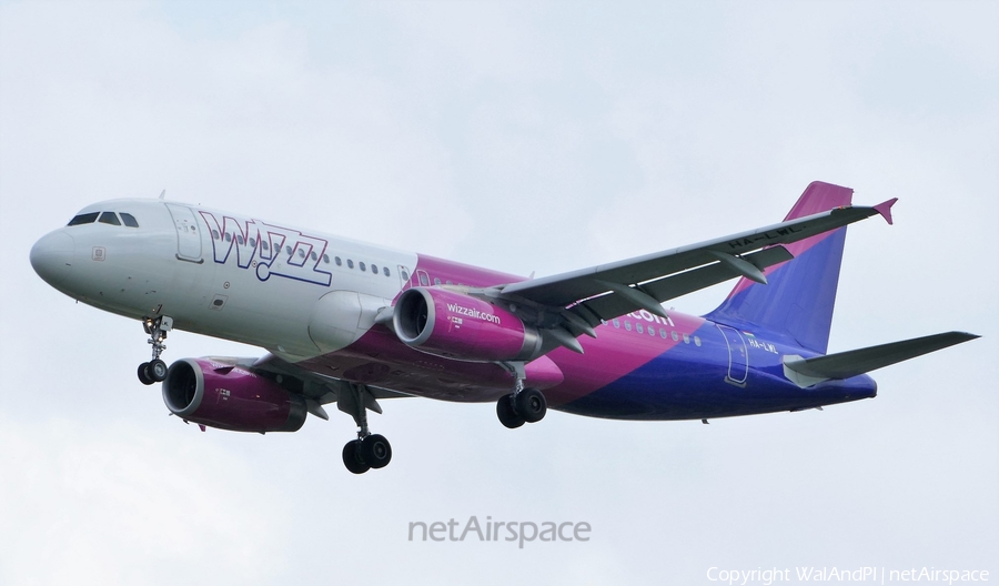 Wizz Air Airbus A320-232 (HA-LWL) | Photo 449650