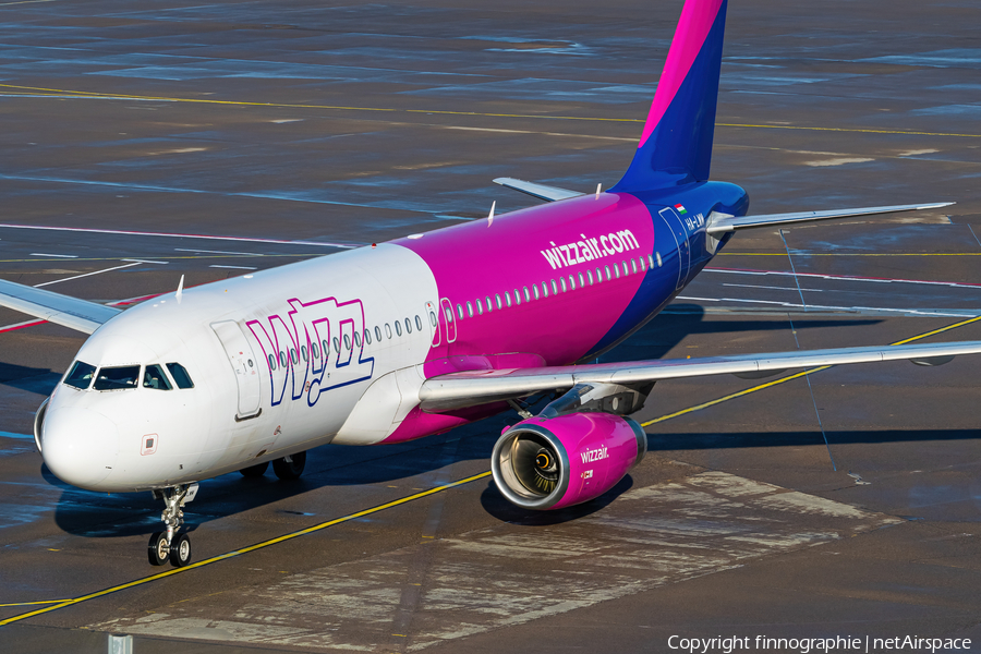 Wizz Air Airbus A320-232 (HA-LWM) | Photo 482974