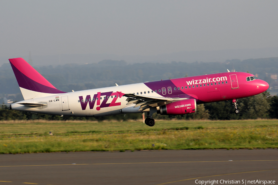 Wizz Air Airbus A320-232 (HA-LWN) | Photo 100279