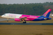 Wizz Air Airbus A320-232 (HA-LWP) at  Eindhoven, Netherlands