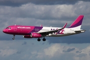 Wizz Air Airbus A320-232 (HA-LWR) at  Hamburg - Fuhlsbuettel (Helmut Schmidt), Germany