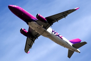 Wizz Air Airbus A320-232 (HA-LWR) at  Luqa - Malta International, Malta