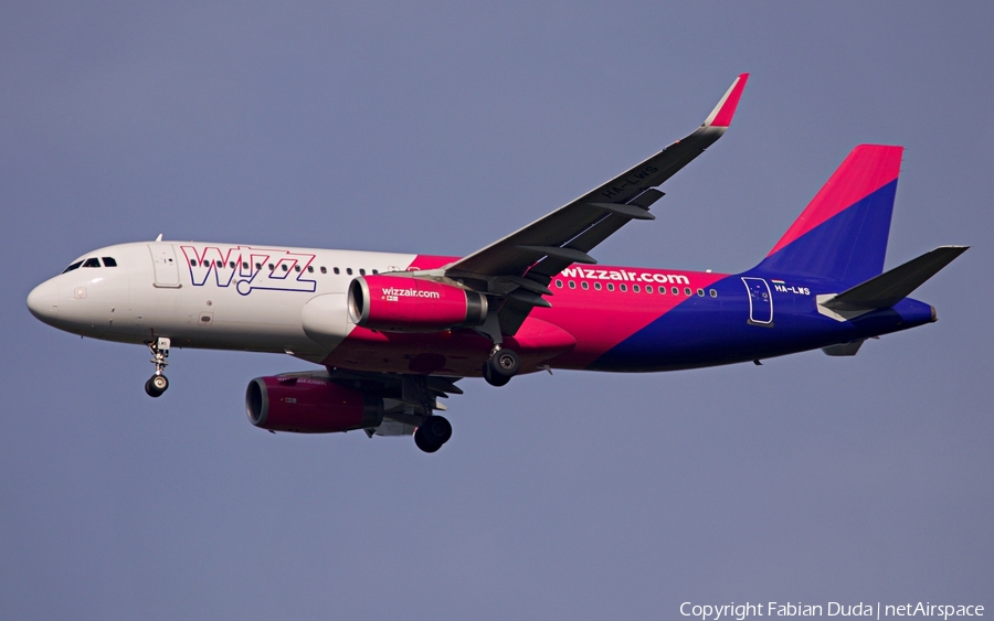 Wizz Air Airbus A320-232 (HA-LWS) | Photo 353105