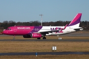 Wizz Air Airbus A320-232 (HA-LWT) at  Hamburg - Fuhlsbuettel (Helmut Schmidt), Germany