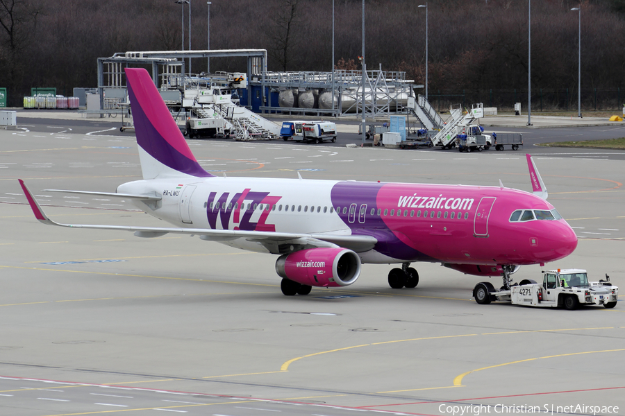 Wizz Air Airbus A320-232 (HA-LWU) | Photo 103382