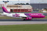 Wizz Air Airbus A320-232 (HA-LWV) at  Lisbon - Portela, Portugal