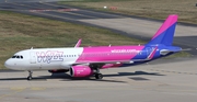 Wizz Air Airbus A320-232 (HA-LWX) at  Cologne/Bonn, Germany