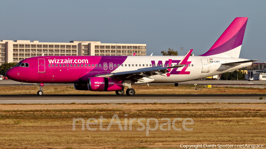 Wizz Air Airbus A320-232 (HA-LWY) | Photo 375237