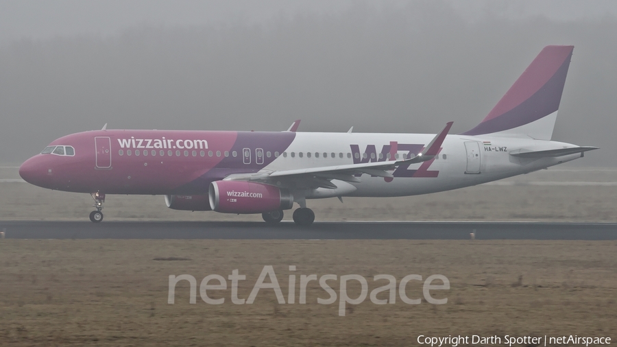 Wizz Air Airbus A320-232 (HA-LWZ) | Photo 227063