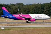 Wizz Air Airbus A320-232 (HA-LWZ) at  Hamburg - Fuhlsbuettel (Helmut Schmidt), Germany