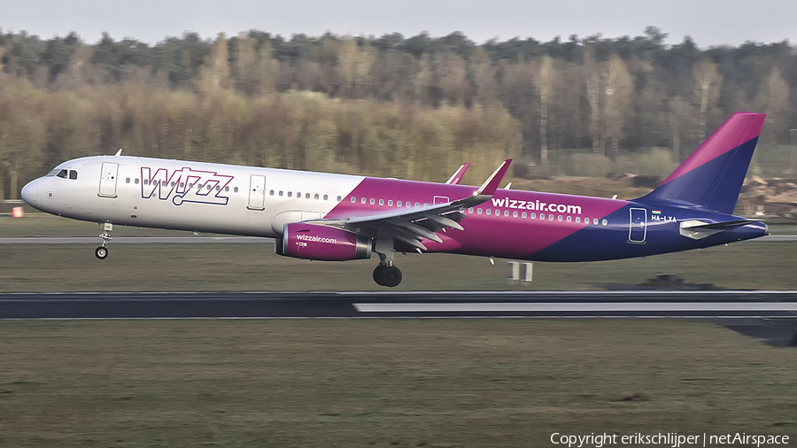 Wizz Air Airbus A321-231 (HA-LXA) | Photo 118153