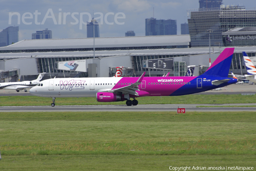 Wizz Air Airbus A321-231 (HA-LXC) | Photo 400598