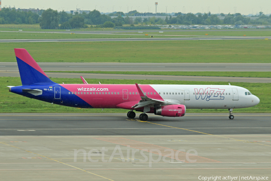 Wizz Air Airbus A321-231 (HA-LXC) | Photo 526860