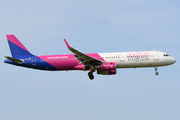 Wizz Air Airbus A321-231 (HA-LXC) at  Warsaw - Frederic Chopin International, Poland