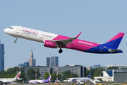 Wizz Air Airbus A321-231 (HA-LXC) at  Warsaw - Frederic Chopin International, Poland