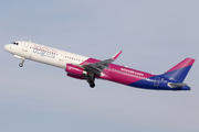 Wizz Air Airbus A321-231 (HA-LXC) at  Warsaw - Frederic Chopin International, Poland