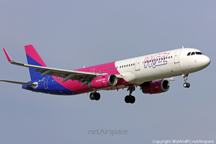 Wizz Air Airbus A321-231 (HA-LXD) | Photo 474665