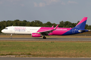 Wizz Air Airbus A321-231 (HA-LXE) at  Hamburg - Fuhlsbuettel (Helmut Schmidt), Germany