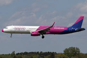 Wizz Air Airbus A321-231 (HA-LXF) at  Hamburg - Fuhlsbuettel (Helmut Schmidt), Germany