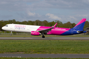 Wizz Air Airbus A321-231 (HA-LXG) at  Hamburg - Fuhlsbuettel (Helmut Schmidt), Germany