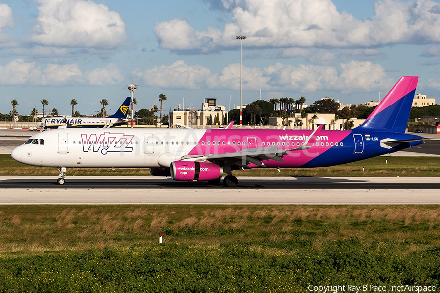 Wizz Air Airbus A321-231 (HA-LXG) | Photo 288195