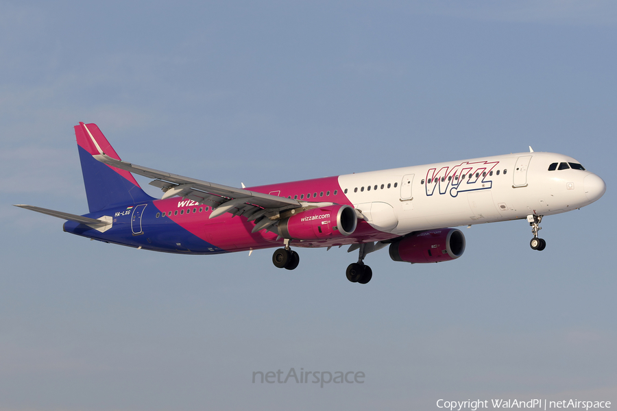 Wizz Air Airbus A321-231 (HA-LXG) | Photo 601448