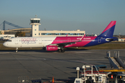 Wizz Air Airbus A321-231 (HA-LXI) at  Bucharest - Henri Coanda International, Romania