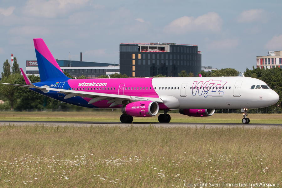 Wizz Air Airbus A321-231 (HA-LXJ) | Photo 168434