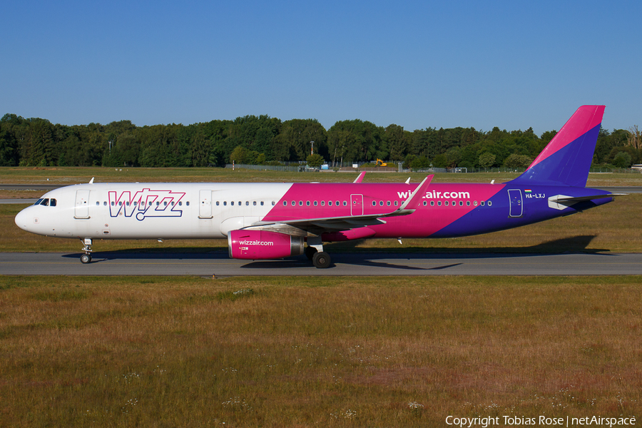 Wizz Air Airbus A321-231 (HA-LXJ) | Photo 573368