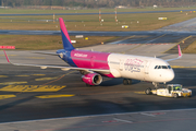Wizz Air Airbus A321-231 (HA-LXK) at  Hamburg - Fuhlsbuettel (Helmut Schmidt), Germany