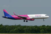 Wizz Air Airbus A321-231 (HA-LXL) at  Budapest - Ferihegy International, Hungary