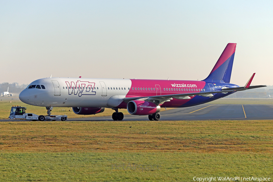 Wizz Air Airbus A321-231 (HA-LXN) | Photo 480498