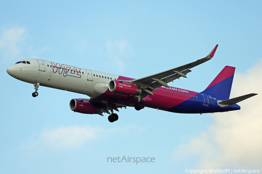 Wizz Air Airbus A321-231 (HA-LXO) | Photo 470620