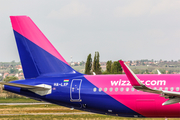 Wizz Air Airbus A321-231 (HA-LXP) at  Budapest - Ferihegy International, Hungary