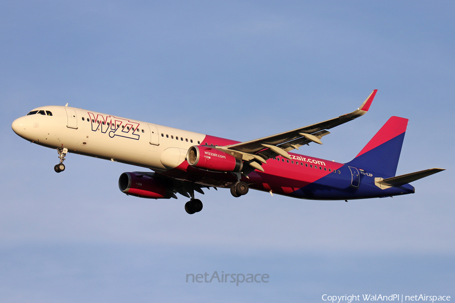 Wizz Air Airbus A321-231 (HA-LXP) | Photo 470619