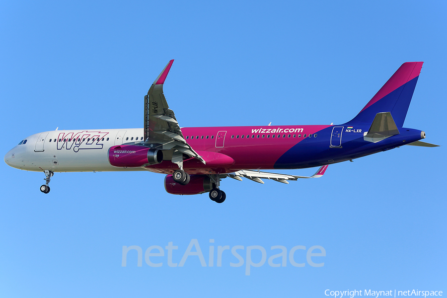 Wizz Air Airbus A321-231 (HA-LXR) | Photo 160973