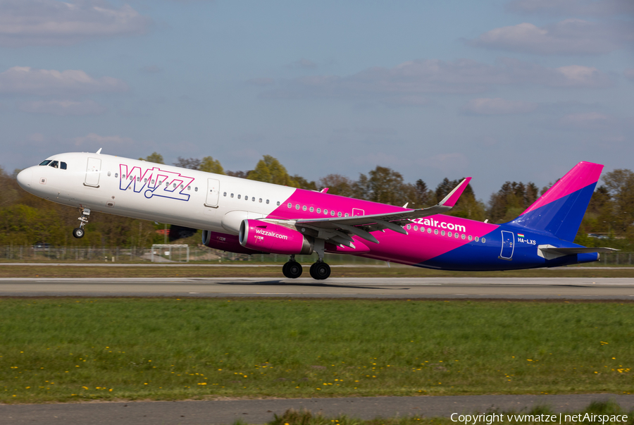 Wizz Air Airbus A321-231 (HA-LXS) | Photo 505572