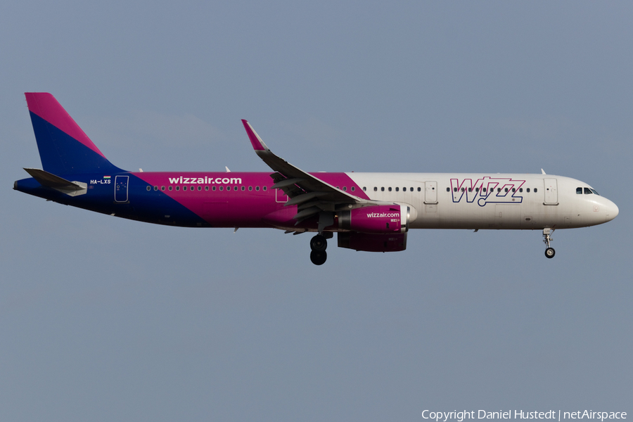 Wizz Air Airbus A321-231 (HA-LXS) | Photo 471353