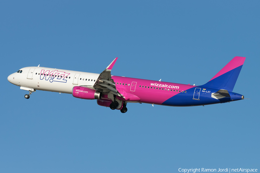 Wizz Air Airbus A321-231 (HA-LXT) | Photo 211116