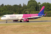 Wizz Air Airbus A321-231 (HA-LXT) at  Hamburg - Fuhlsbuettel (Helmut Schmidt), Germany